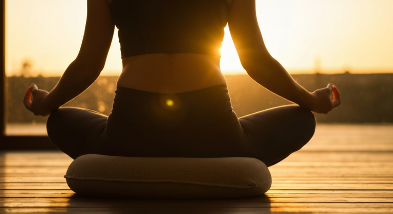 Méditation sur le plexus solaire (Manipura) : séance guidée de 10 minutes pour retrouver confiance